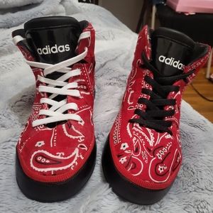 Adidas size 7.5 mens custom made super cute